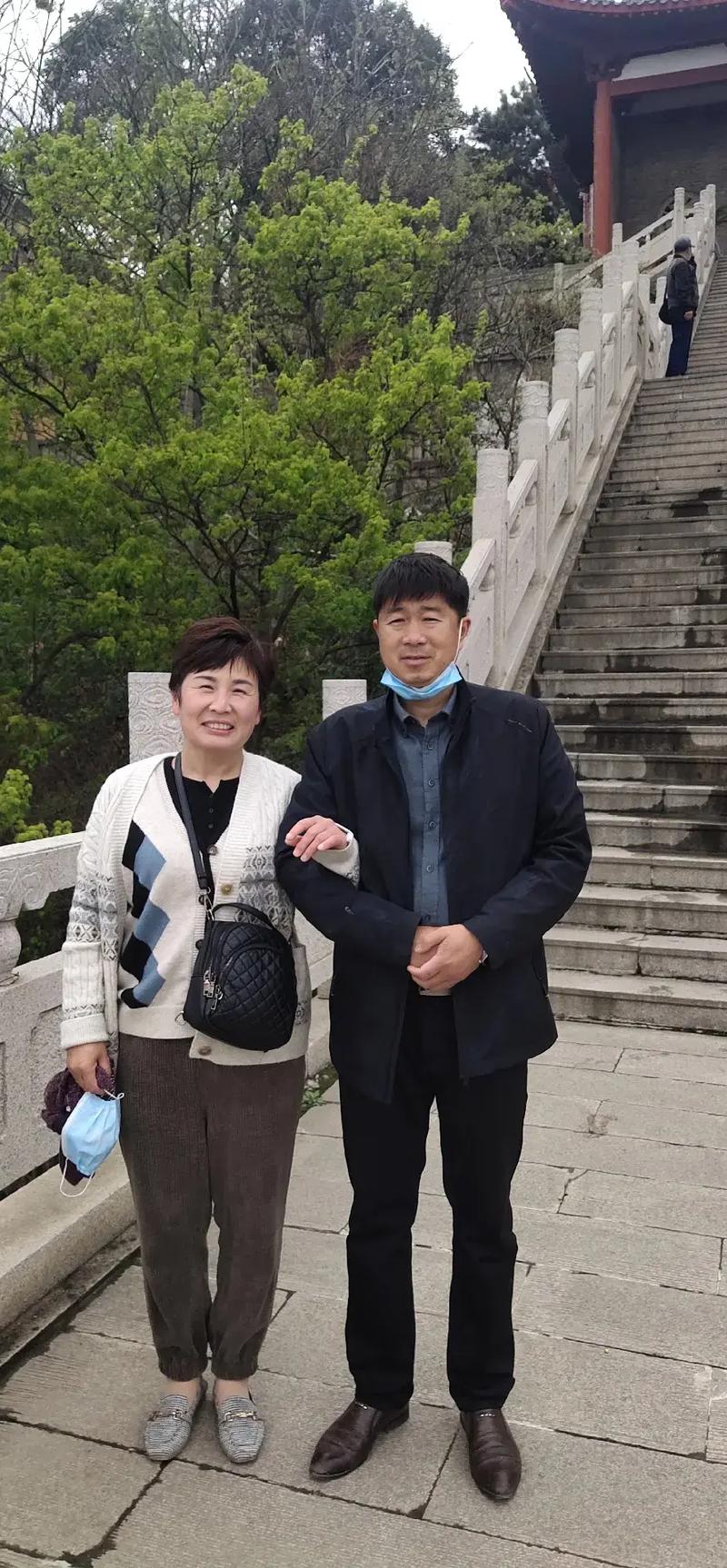 澳门王中王心水王中王和孙子比儿子大3岁与孙子比儿子大3岁好吗